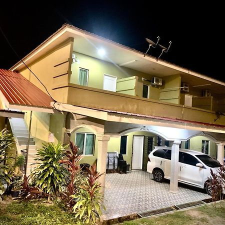 Maze Roomstay Langkawi Pantai Cenang  Exterior photo